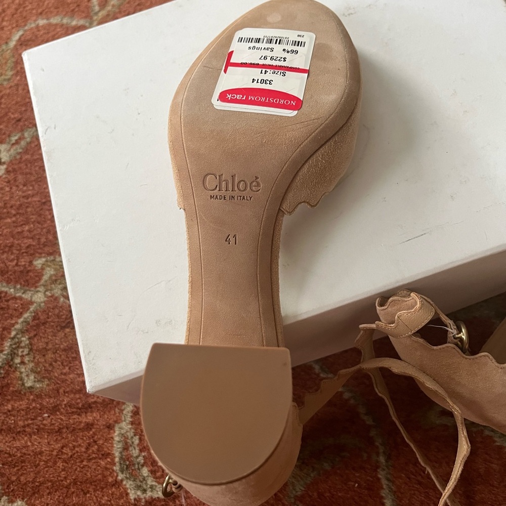 Chloe Tan Scalloped Heels, ankle strap, beige suede NWT, lid missing from box 41 - Picture 3 of 6